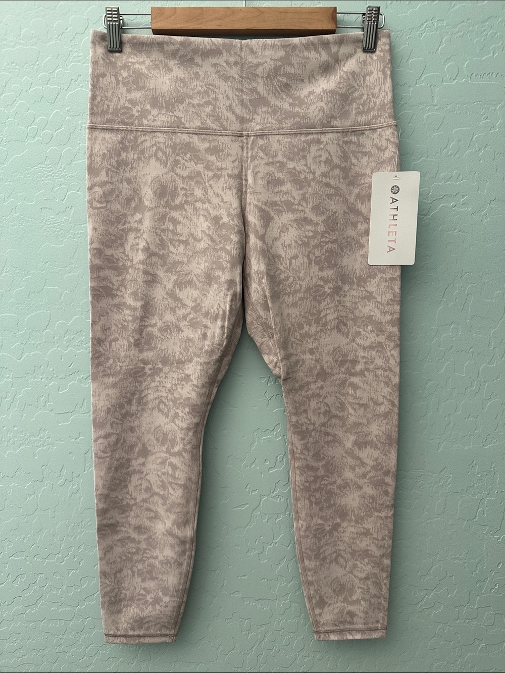 Athleta Elation Textured Tight
